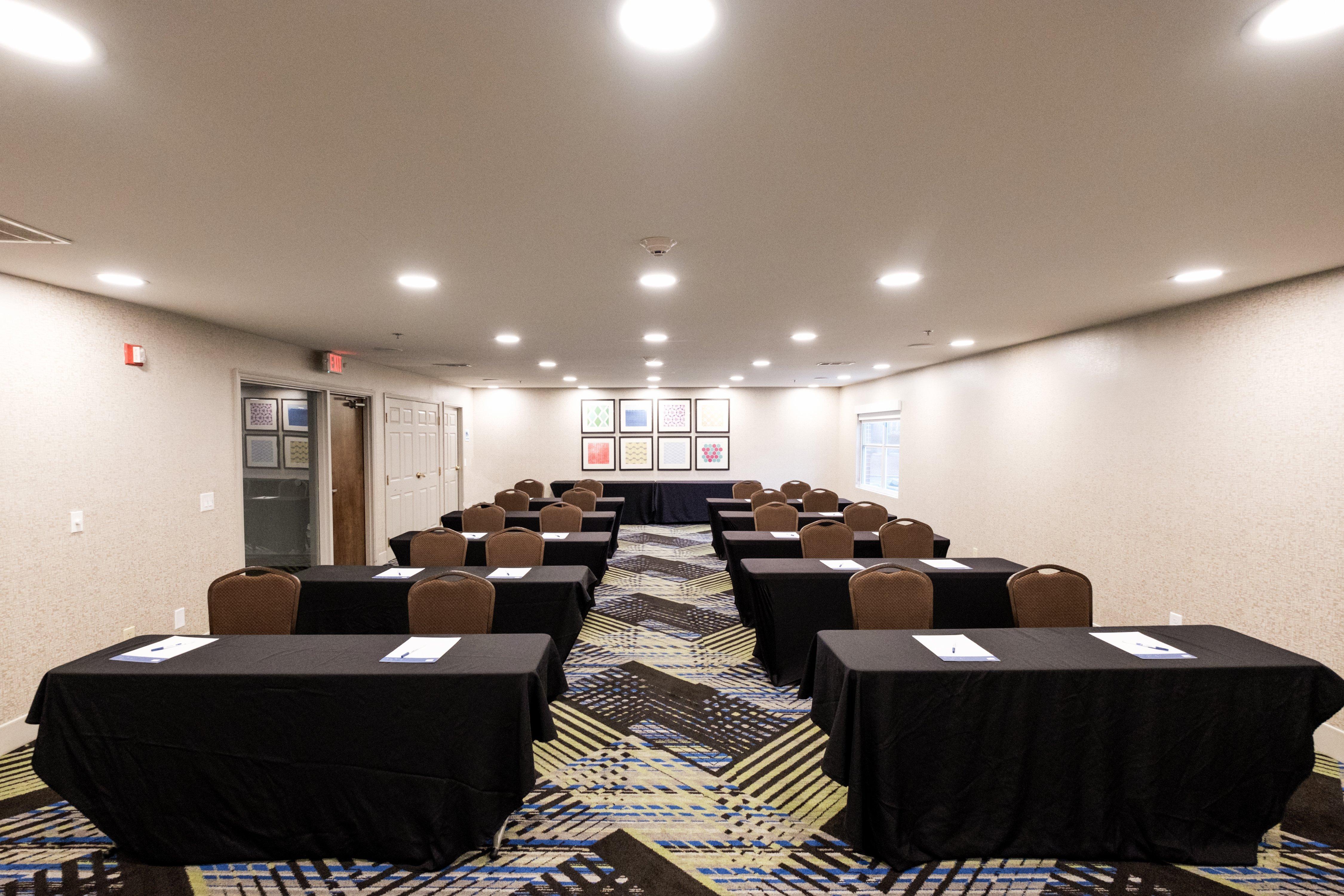 Holiday Inn Express Alpharetta - Roswell By Ihg Exterior foto