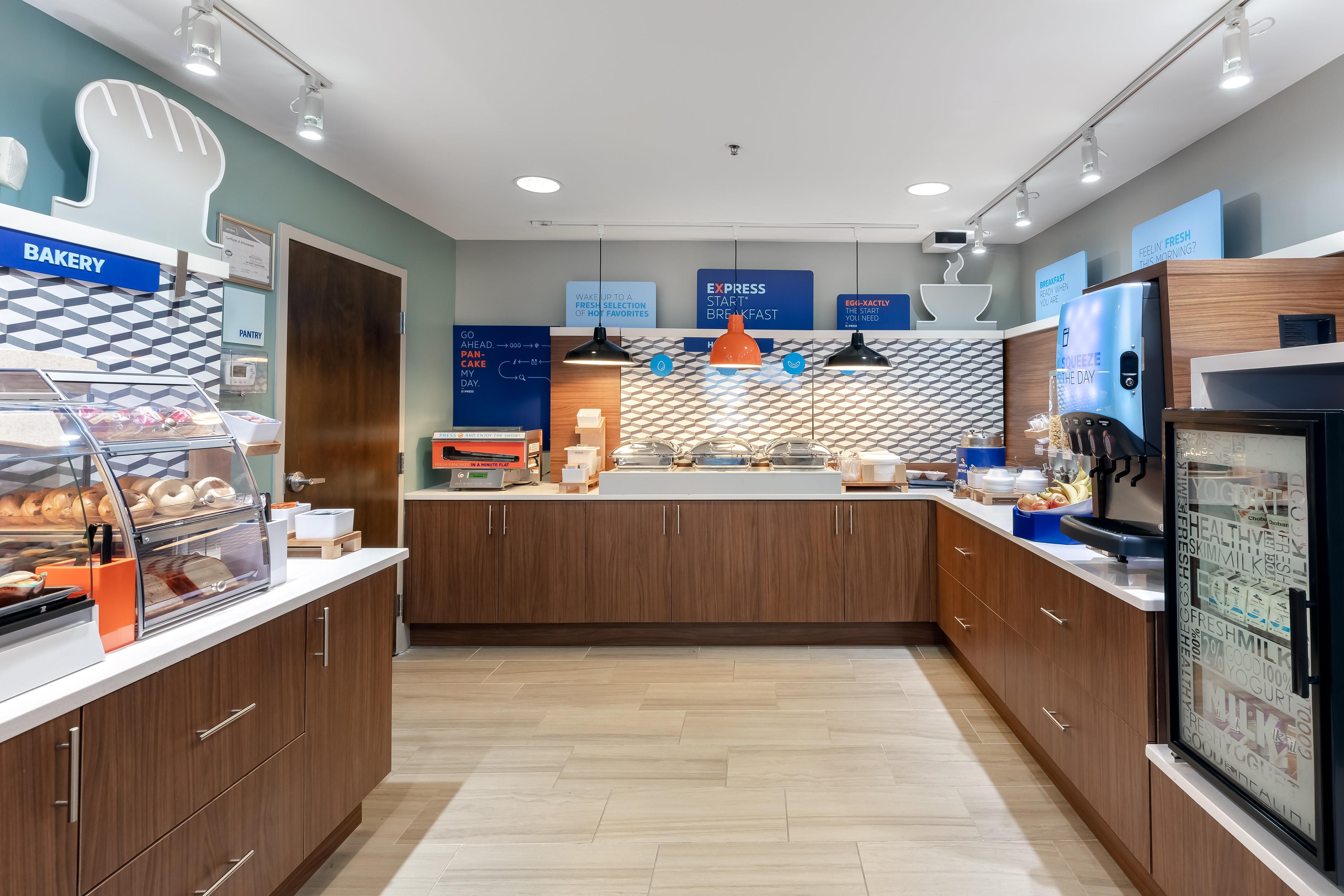 Holiday Inn Express Alpharetta - Roswell By Ihg Exterior foto